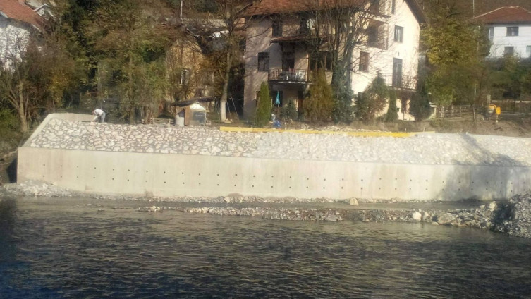 Uređuje se korito rijeke Ljubine i Bosne