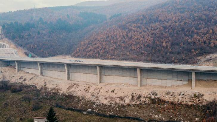 Koridor Vc, poddionica Klopče-Donja Gračanica Proizvodnja i ugradnja betonskih panela traka